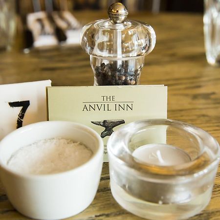 The Anvil Inn Blandford Forum Buitenkant foto