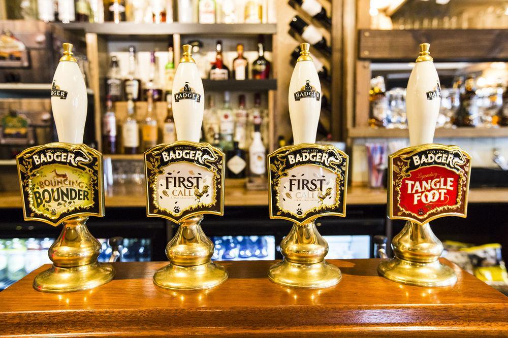 The Anvil Inn Blandford Forum Buitenkant foto